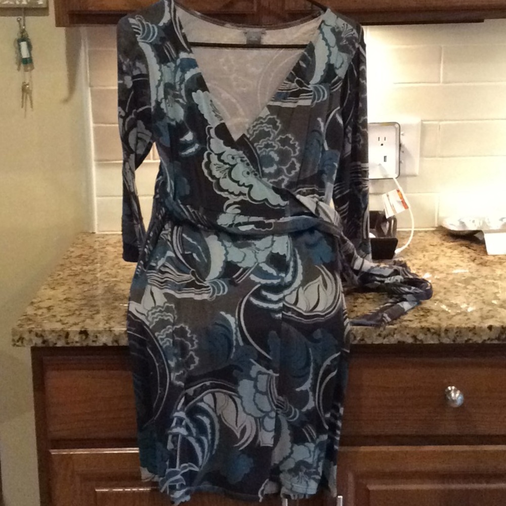 Pretty Ann Taylor dress